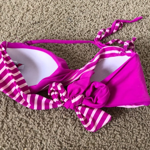 Bikini Set - Picture 4 of 7